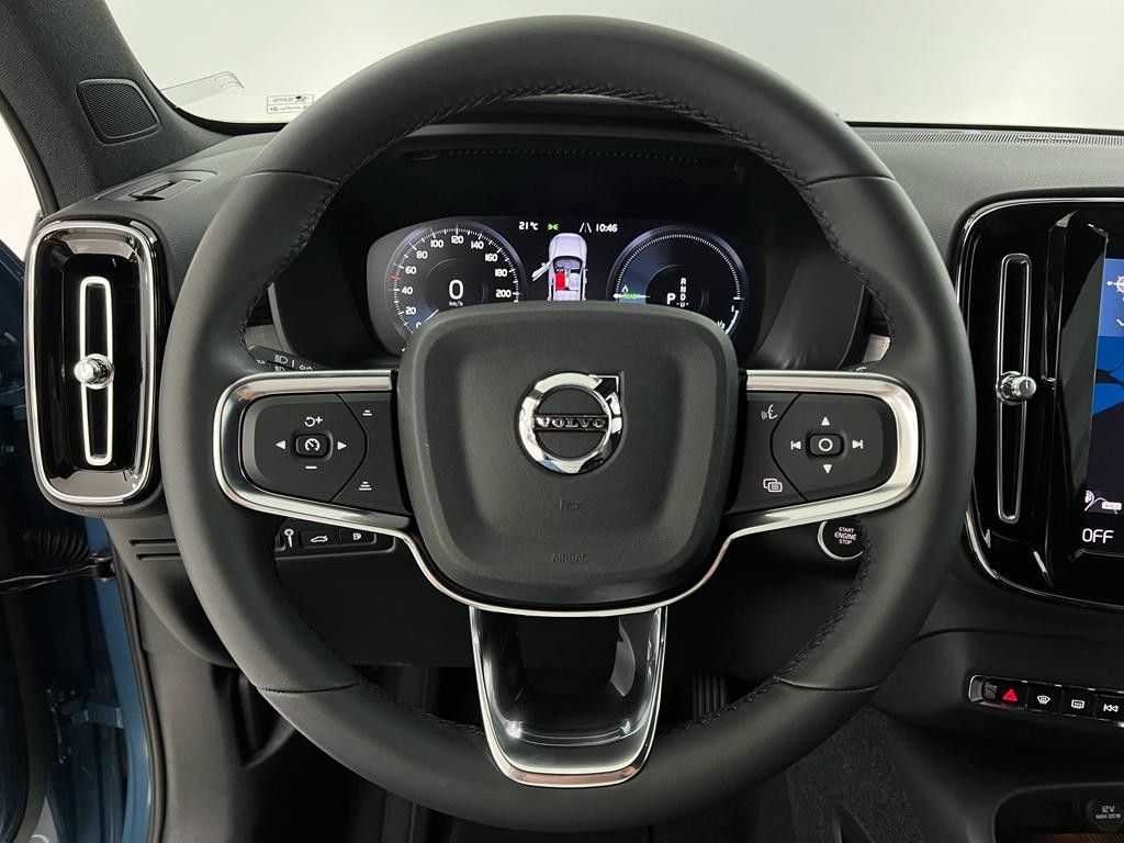 volvo-xc40-2023-hibrido-a-gasolina-1477cc