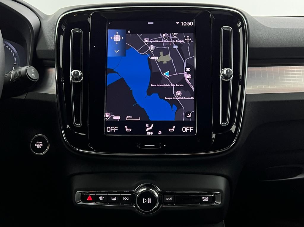 volvo-xc40-2023-hibrido-a-gasolina-1477cc