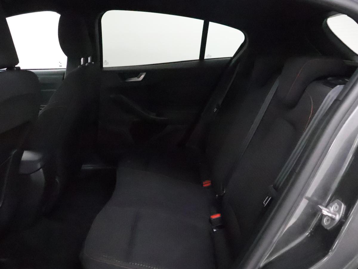 ford-focus-2024-gasolina-998cc