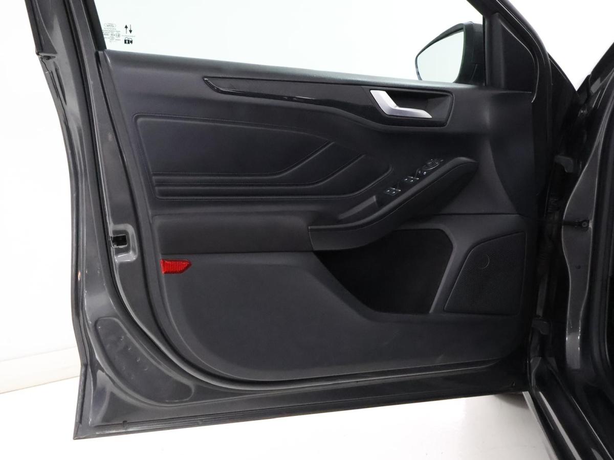ford-focus-2024-gasolina-998cc