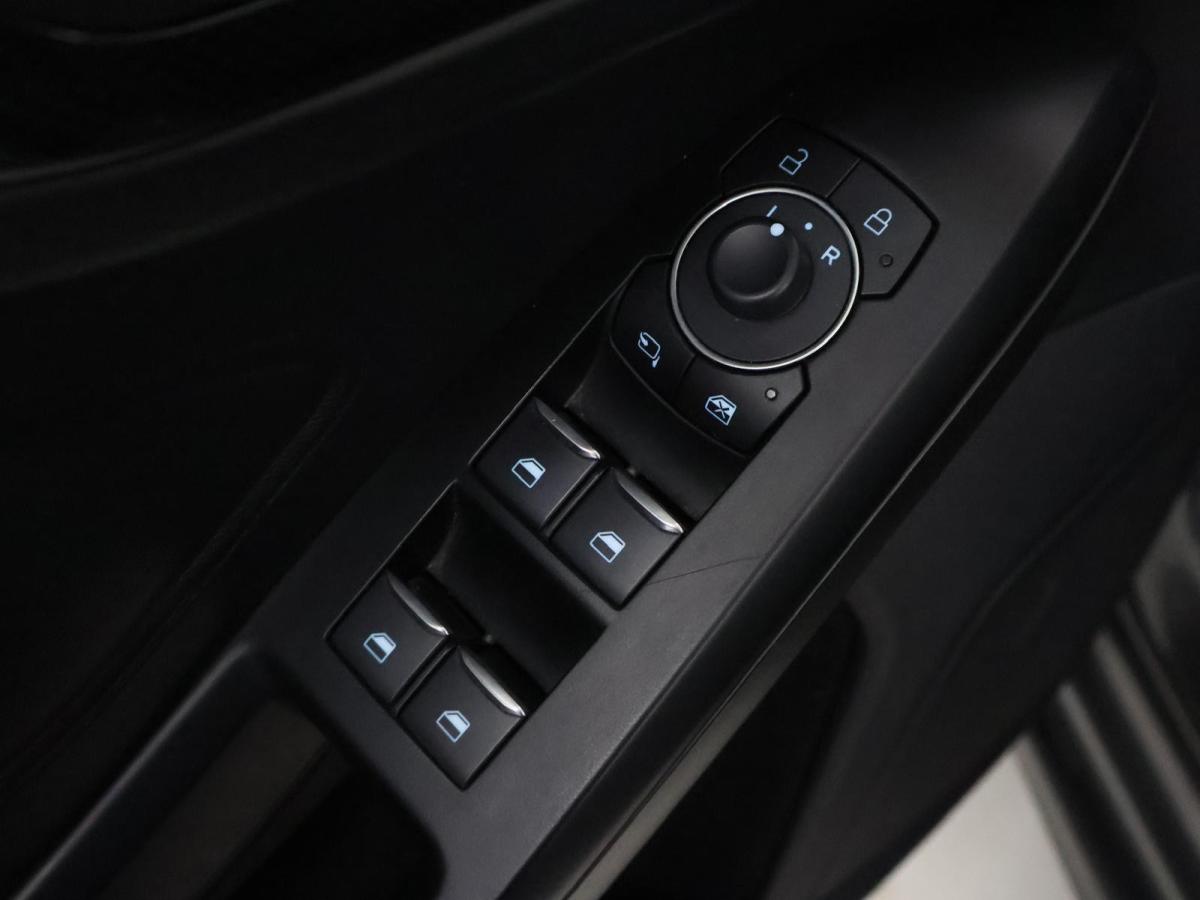 ford-focus-2024-gasolina-998cc