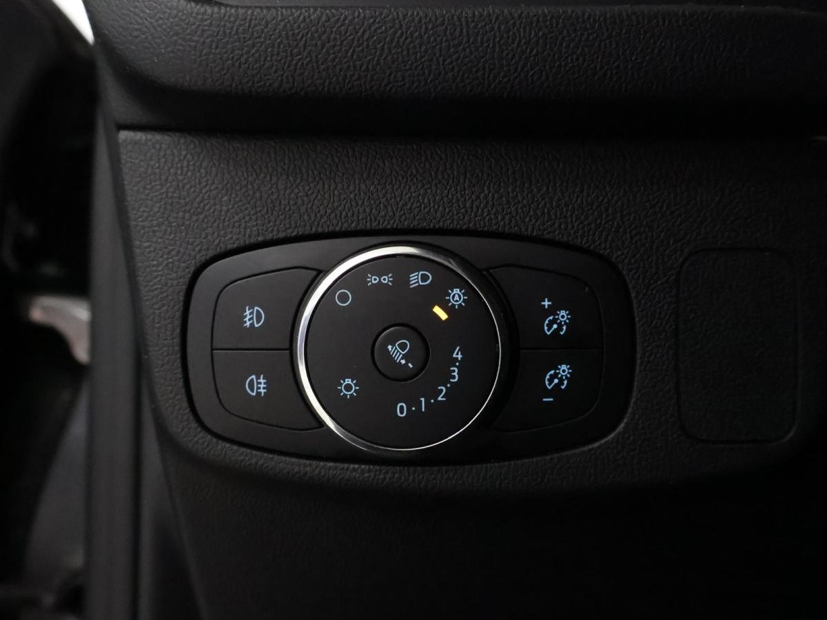 ford-focus-2024-gasolina-998cc