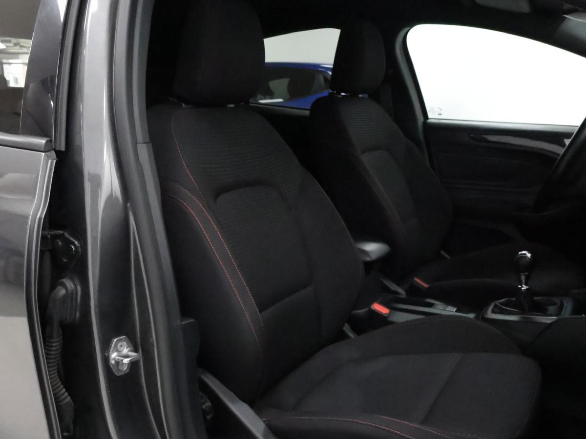ford-focus-2024-gasolina-998cc