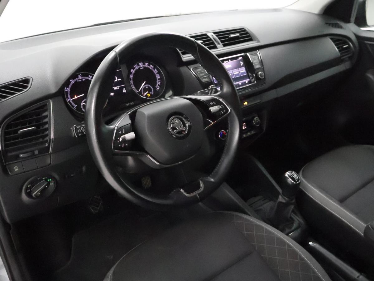 skoda-fabia-break-2022-gasolina-999cc