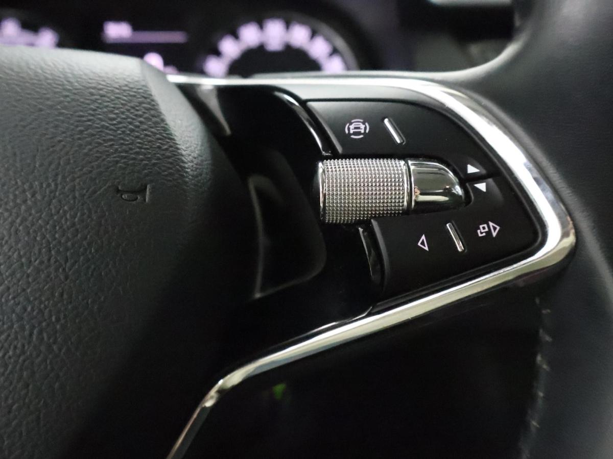 skoda-fabia-break-2022-gasolina-999cc