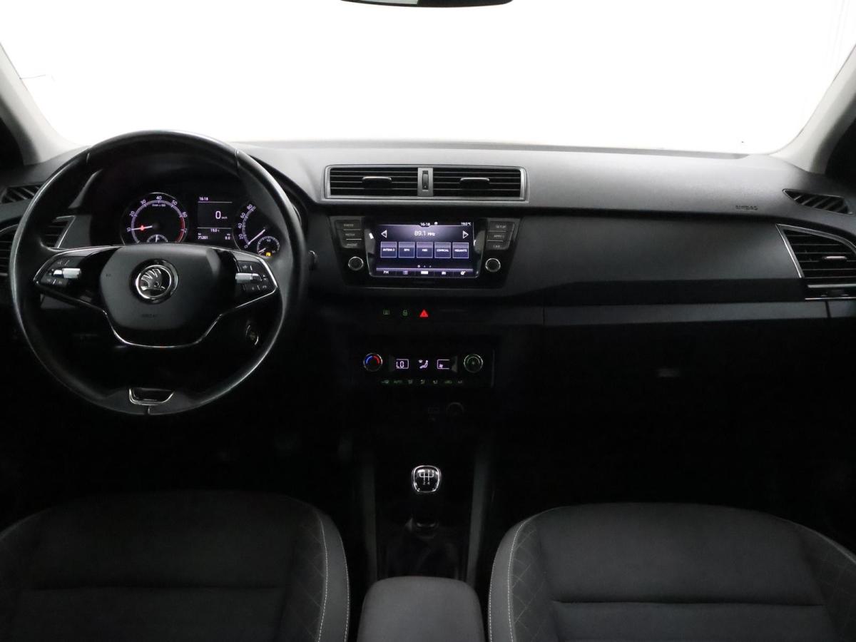 skoda-fabia-break-2022-gasolina-999cc