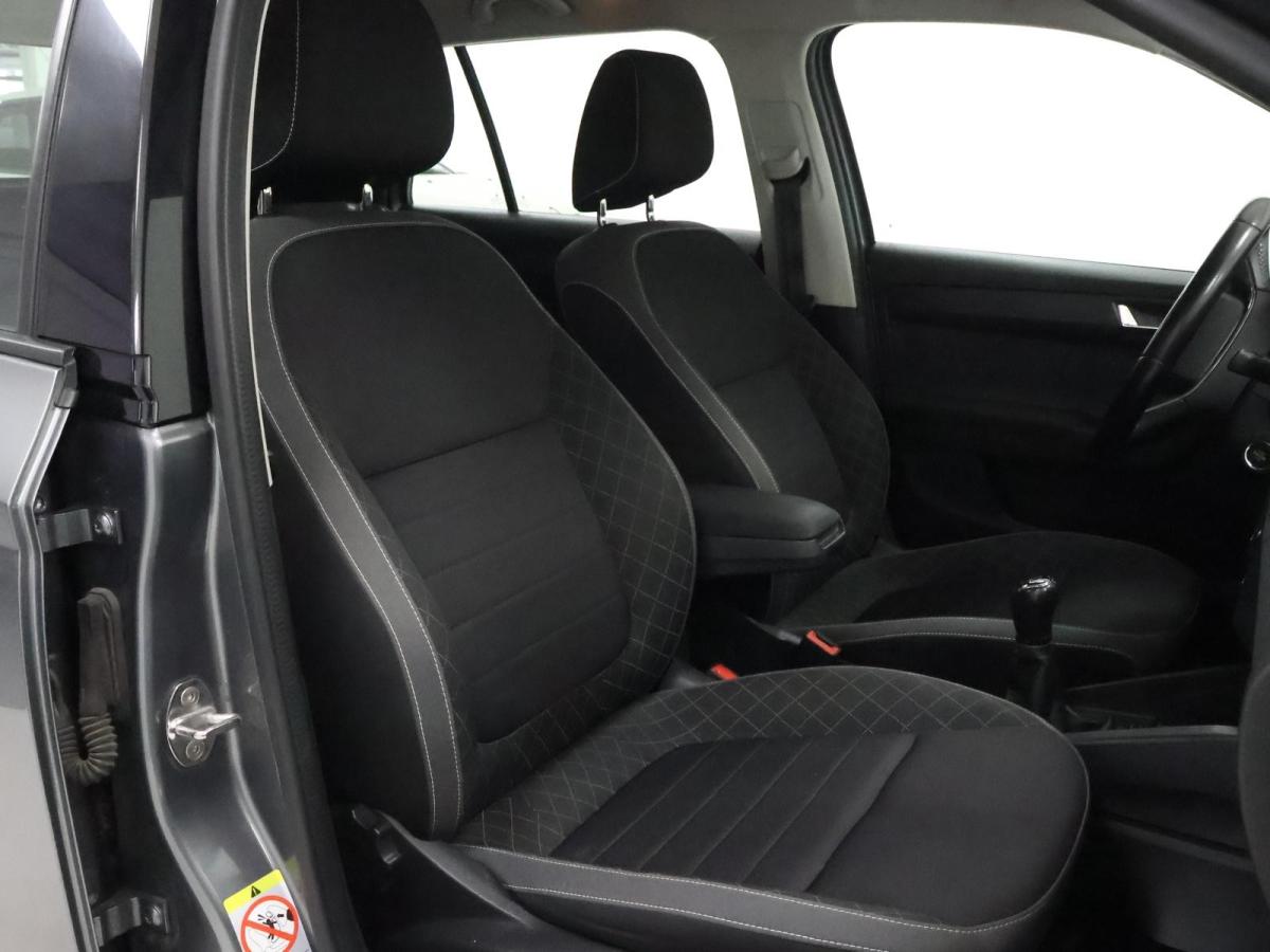 skoda-fabia-break-2022-gasolina-999cc