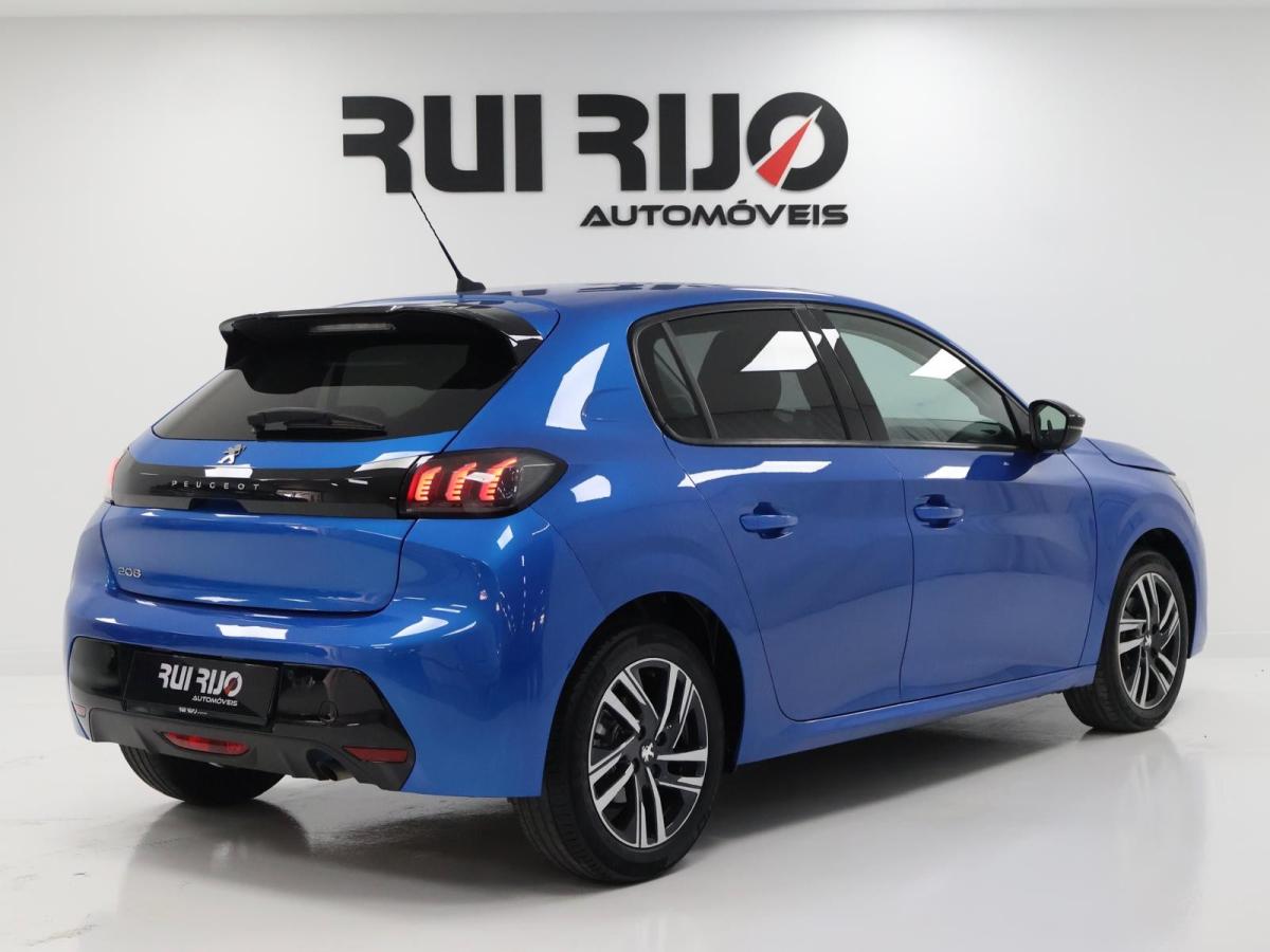 peugeot-208-2023-gasolina-1199cc