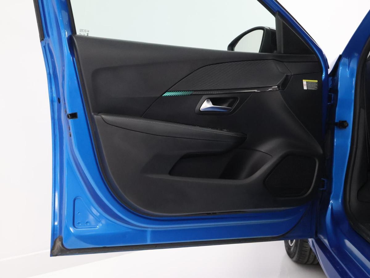 peugeot-208-2023-gasolina-1199cc