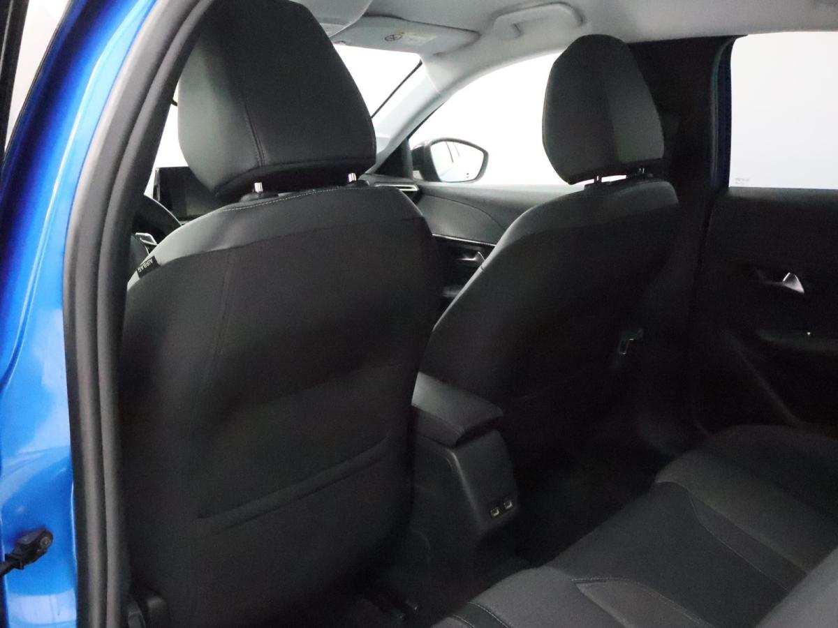 peugeot-208-2023-gasolina-1199cc