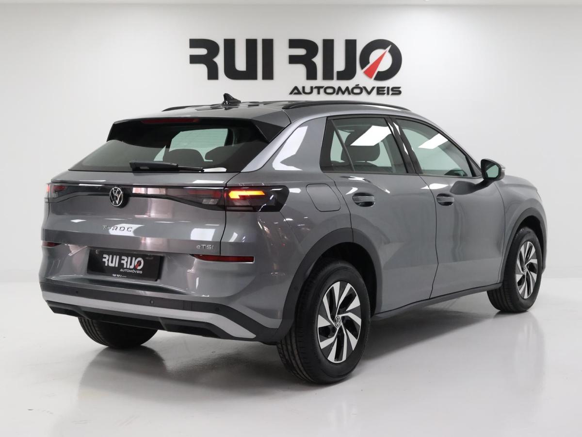 volkswagen-t-roc-2026-gasolina-1498cc