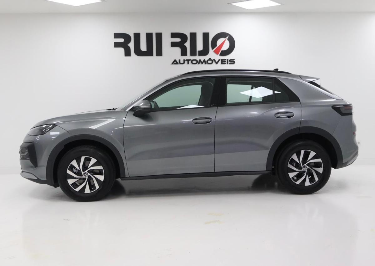 volkswagen-t-roc-2026-gasolina-1498cc