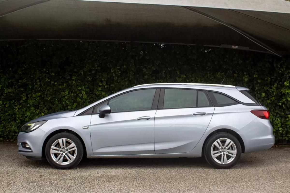 opel-astra-sport-tourer-2017-diesel-1598cc
