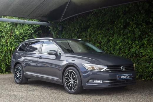 volkswagen-passat-variant-2024-diesel-1968cc