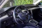 volkswagen-passat-variant-2024-diesel-1968cc