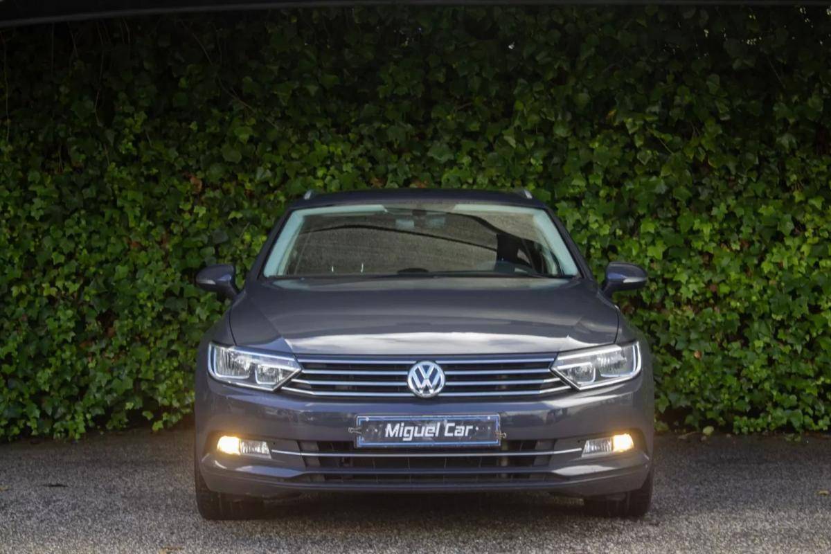 volkswagen-passat-variant-2024-diesel-1968cc