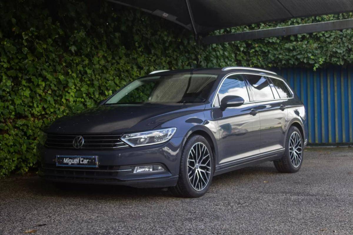 volkswagen-passat-variant-2024-diesel-1968cc
