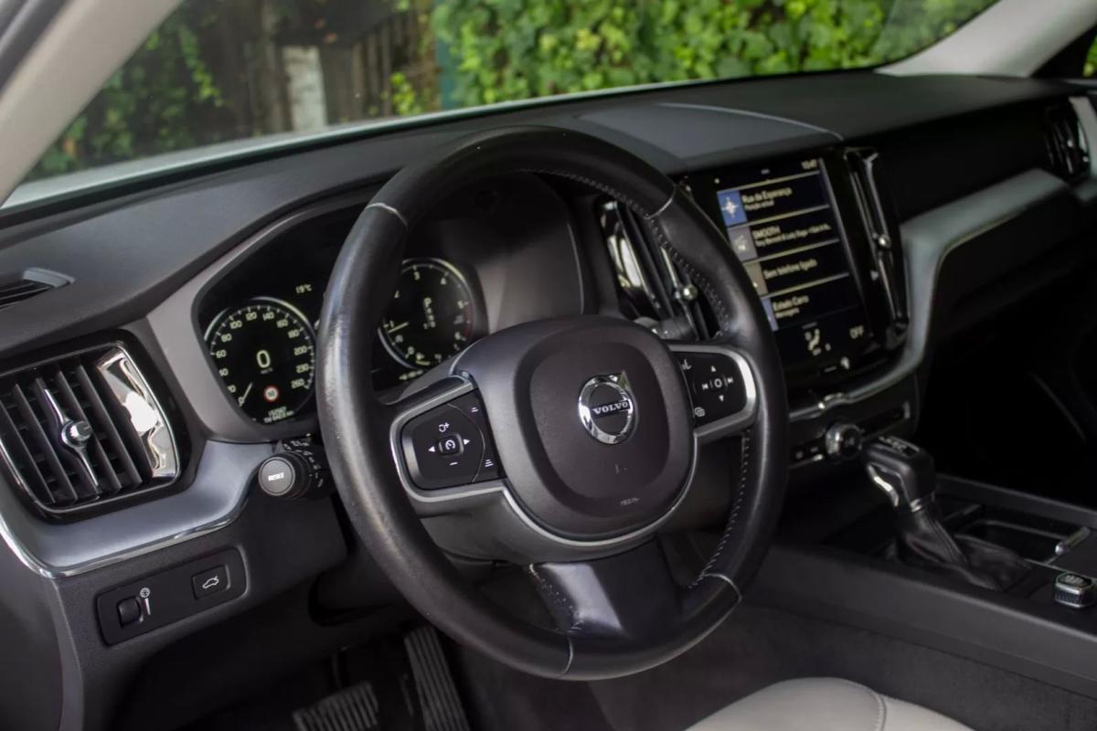 volvo-xc-60-2017-diesel-1969cc