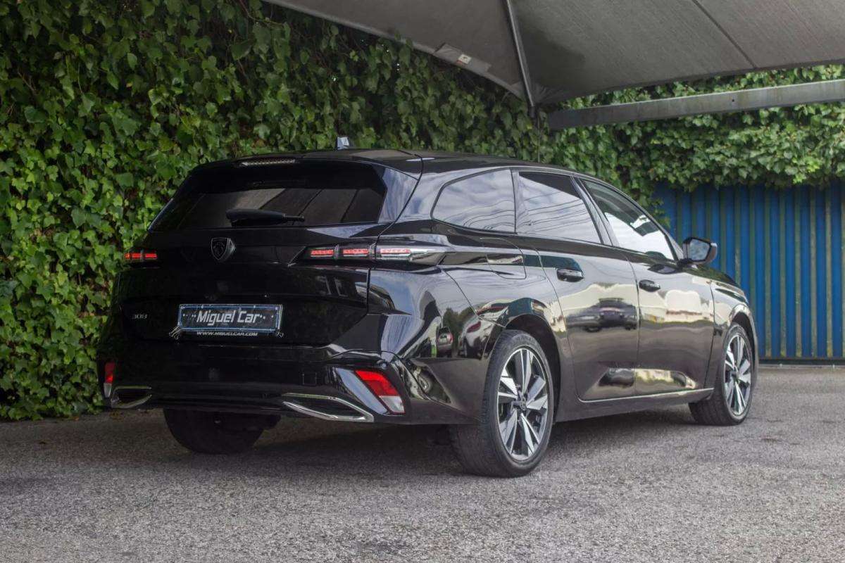 peugeot-308-sw-2022-diesel-1499cc