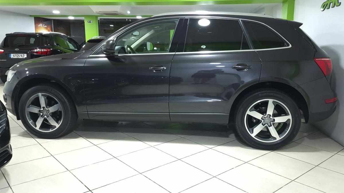 audi-q5-2-0-tdi-dpf-quattro-2010-diesel-1968cc