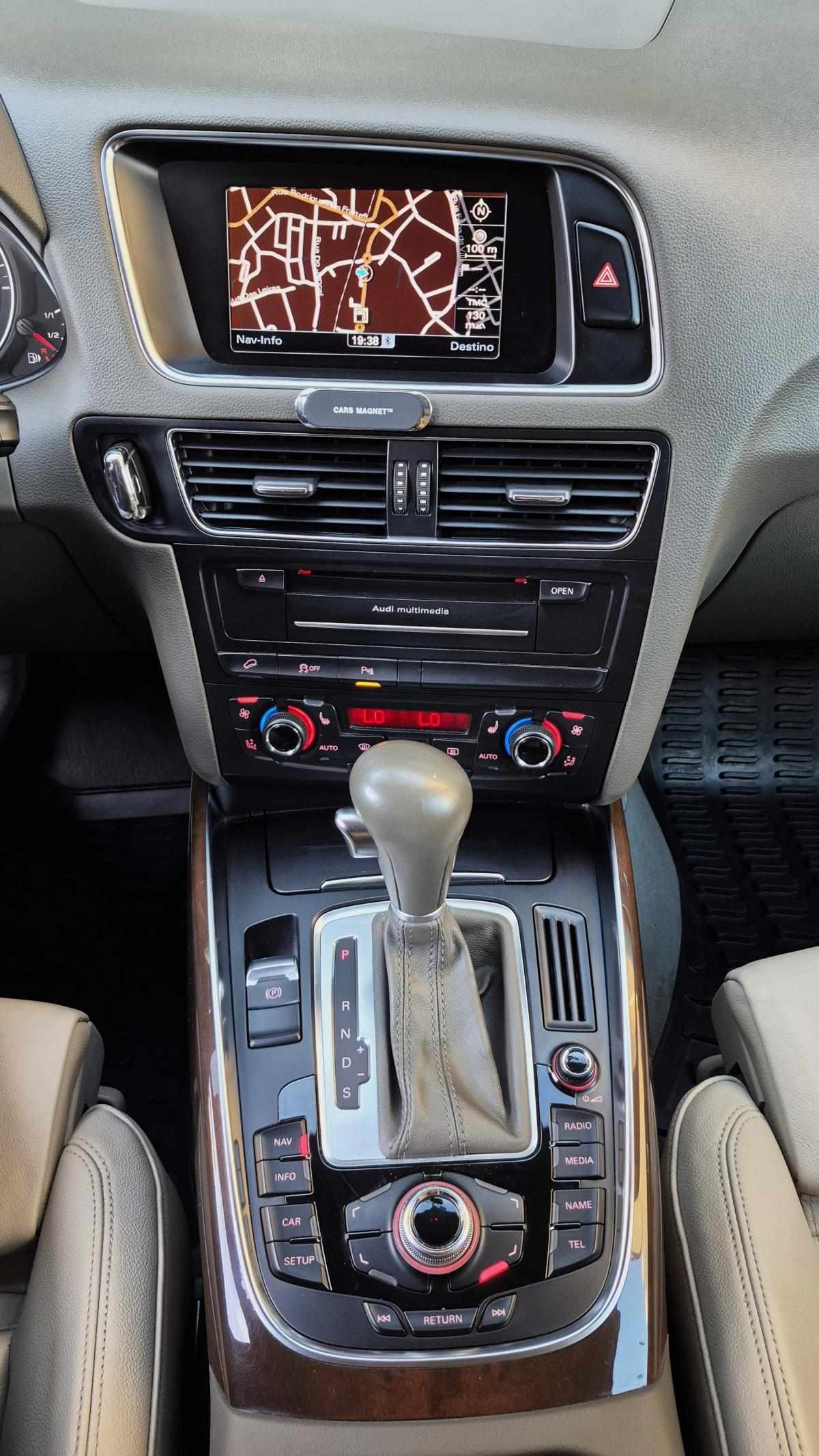 audi-q5-2-0-tdi-dpf-quattro-2010-diesel-1968cc