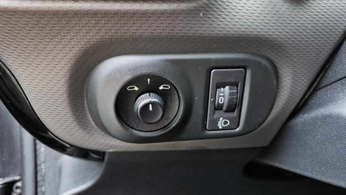 citroen-c4-cactus-1-6-bluehdi-2017-diesel-1560cc