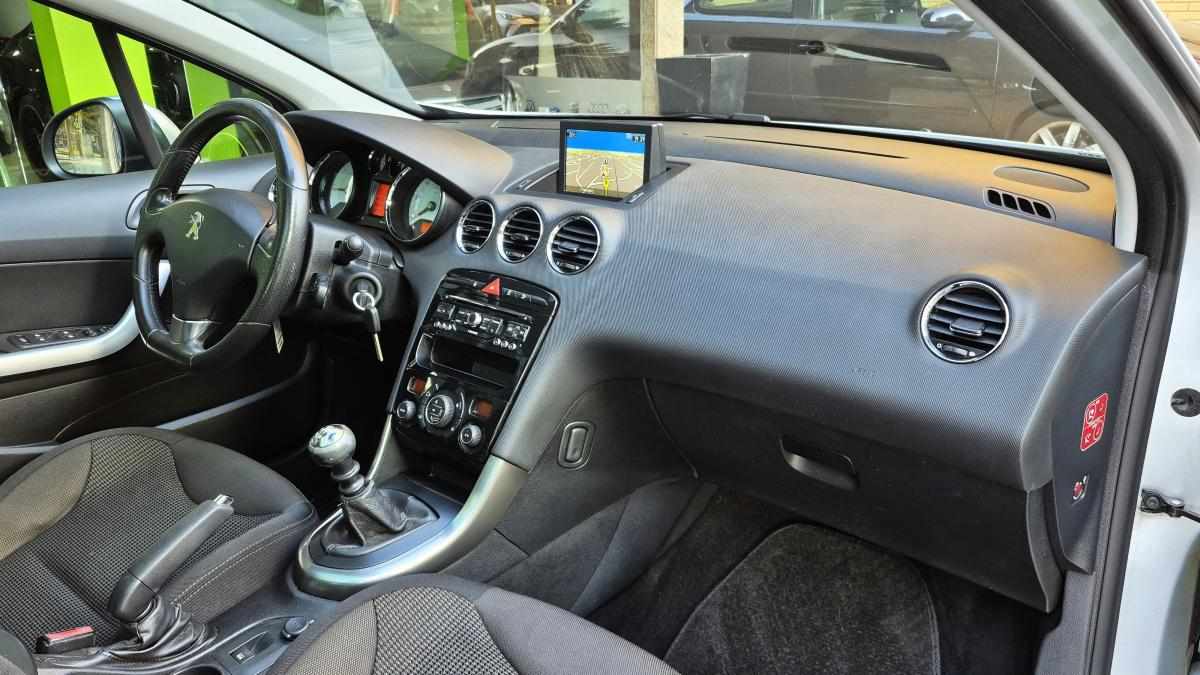 peugeot-308-1-6-e-hdi-fap-2013-diesel-1560cc