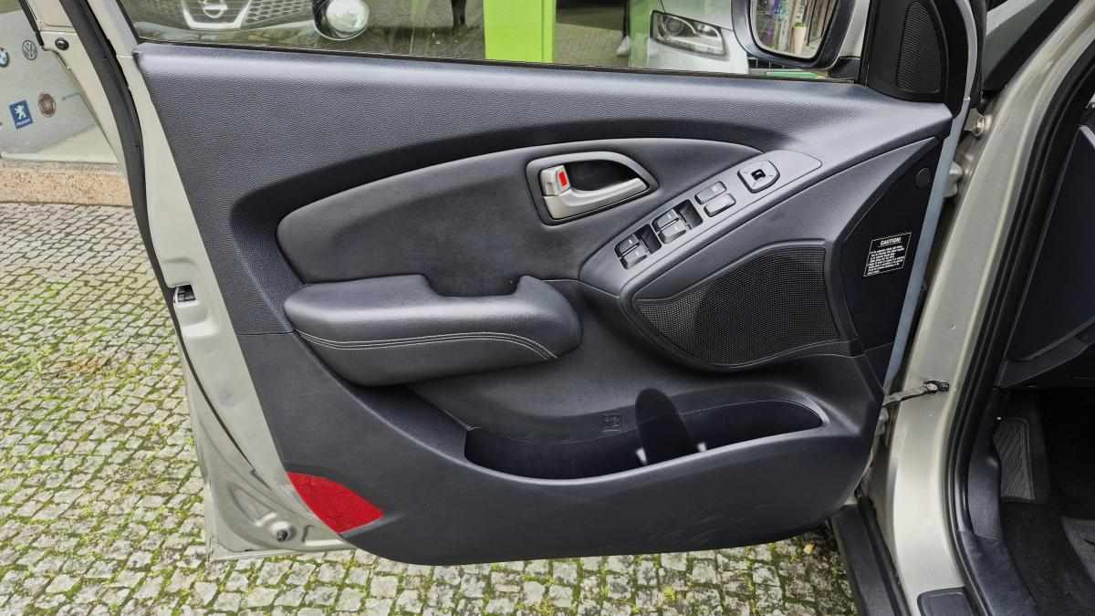 hyundai-ix35-2-0-crdi-2010-diesel-1995cc