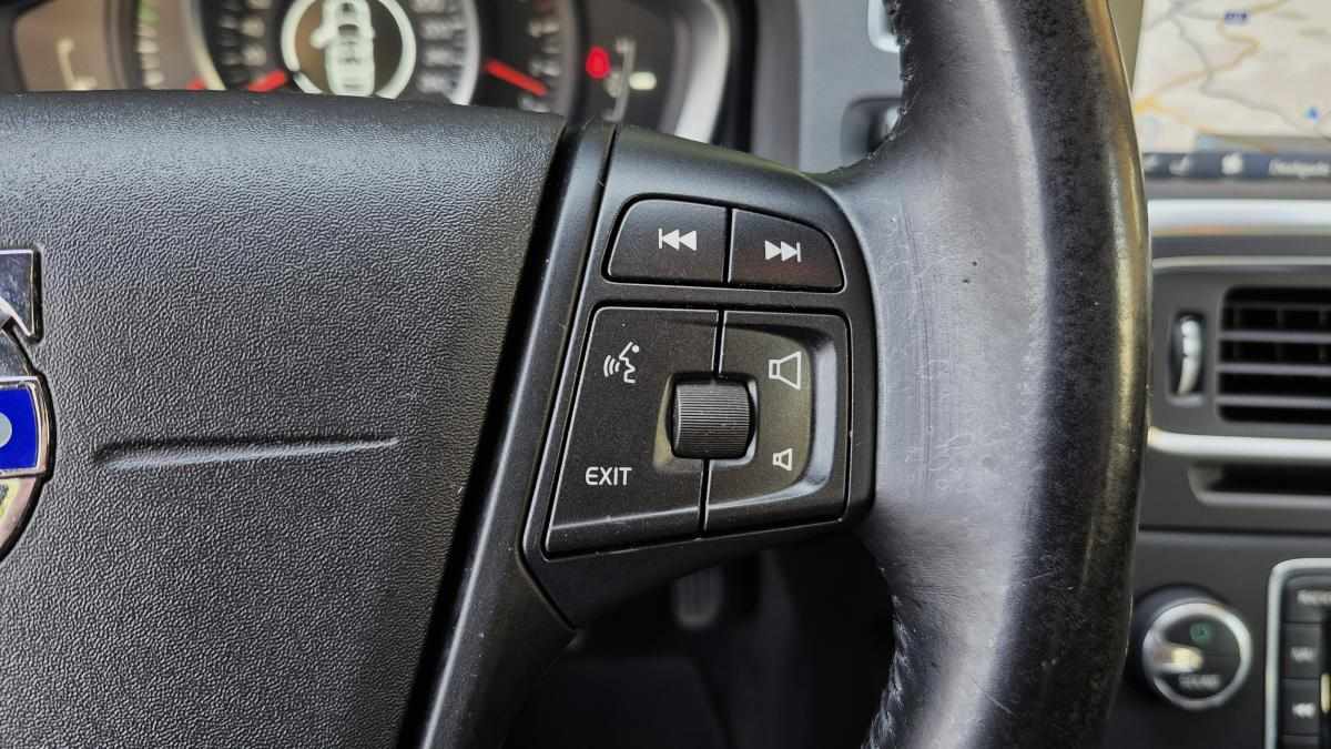 volvo-v60-1-6-d2-2013-diesel-1560cc