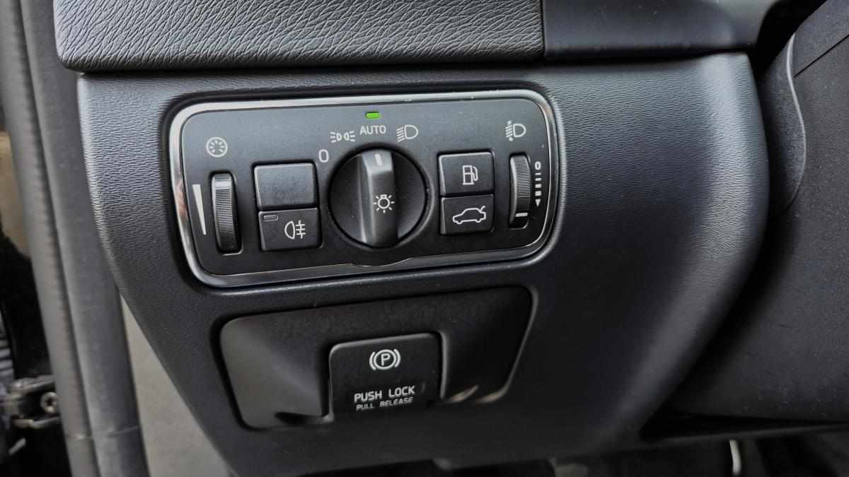 volvo-v60-1-6-d2-2013-diesel-1560cc