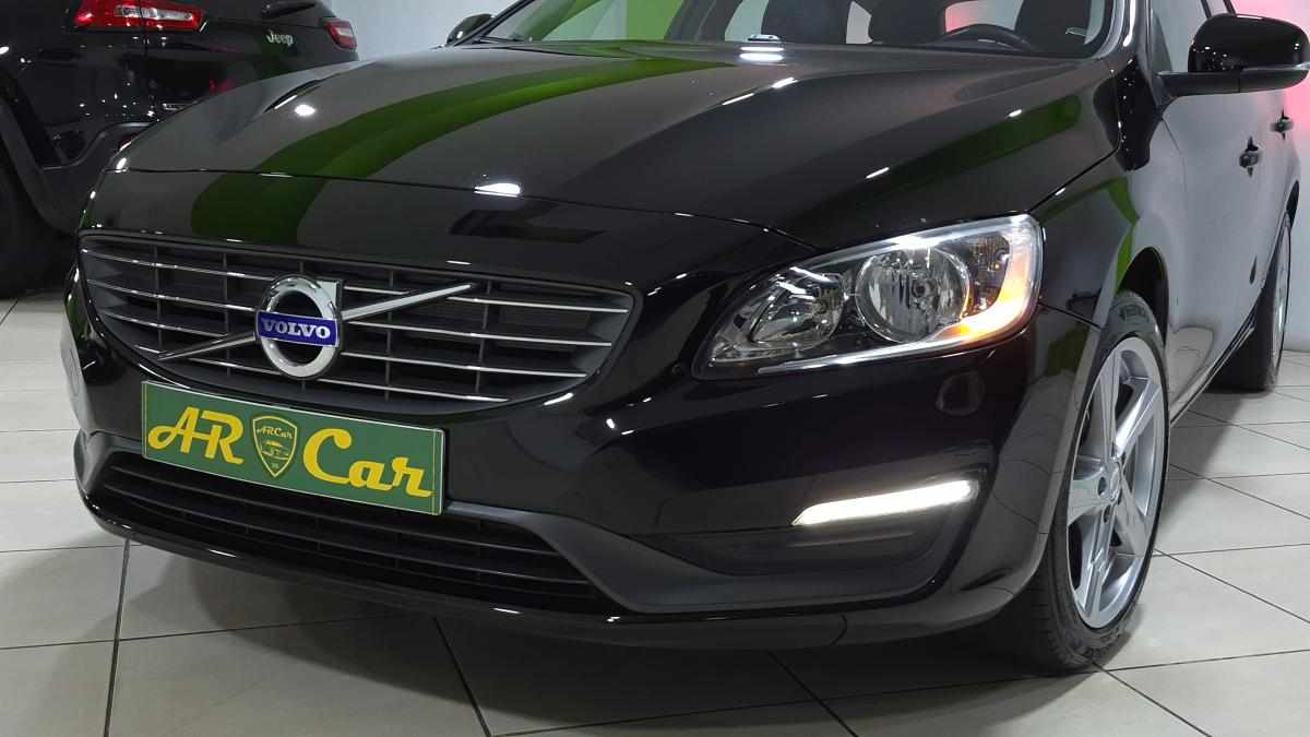 volvo-v60-1-6-d2-2013-diesel-1560cc