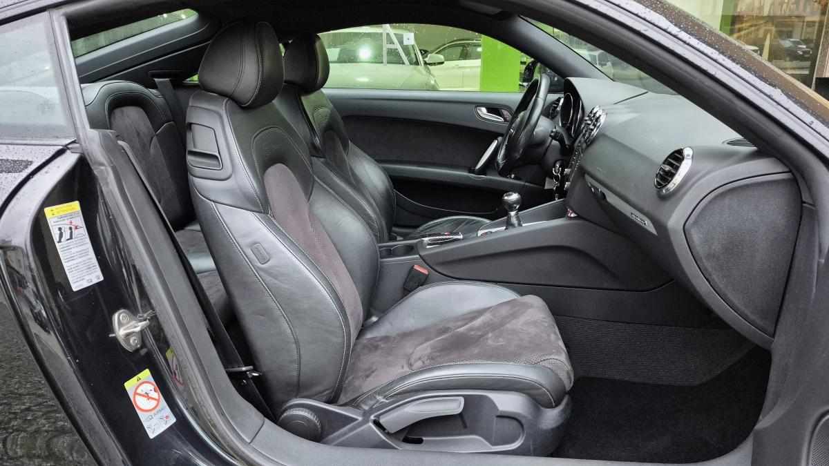 audi-tt-2-0-tdi-dpf-quattro-2012-diesel-1968cc