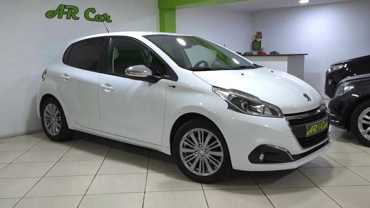 peugeot-208-1-2-vti-2017-gasolina-1199cc