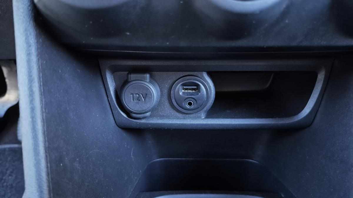 peugeot-208-1-2-vti-2017-gasolina-1199cc