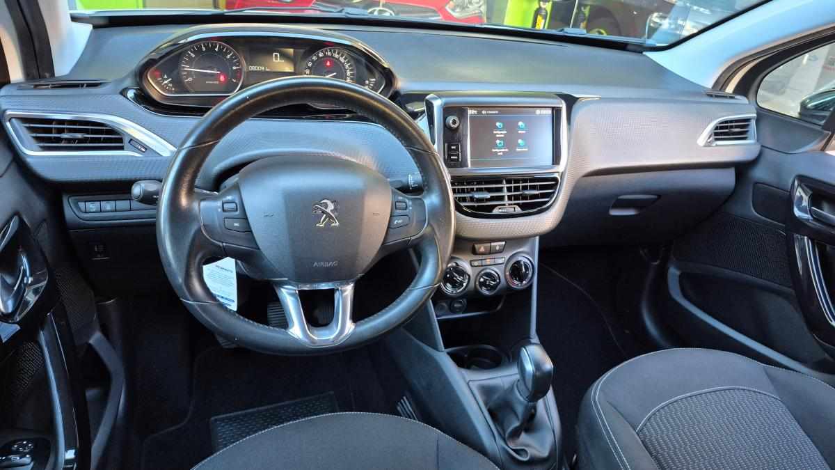 peugeot-208-1-2-vti-2017-gasolina-1199cc