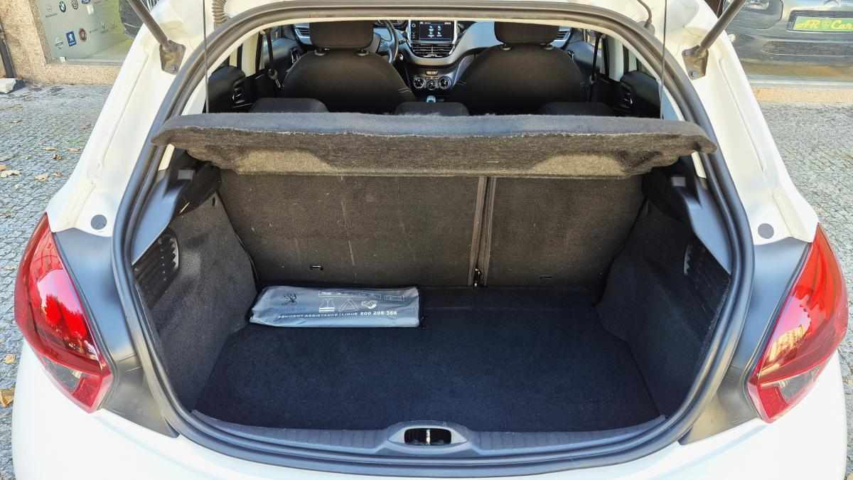peugeot-208-1-2-vti-2017-gasolina-1199cc
