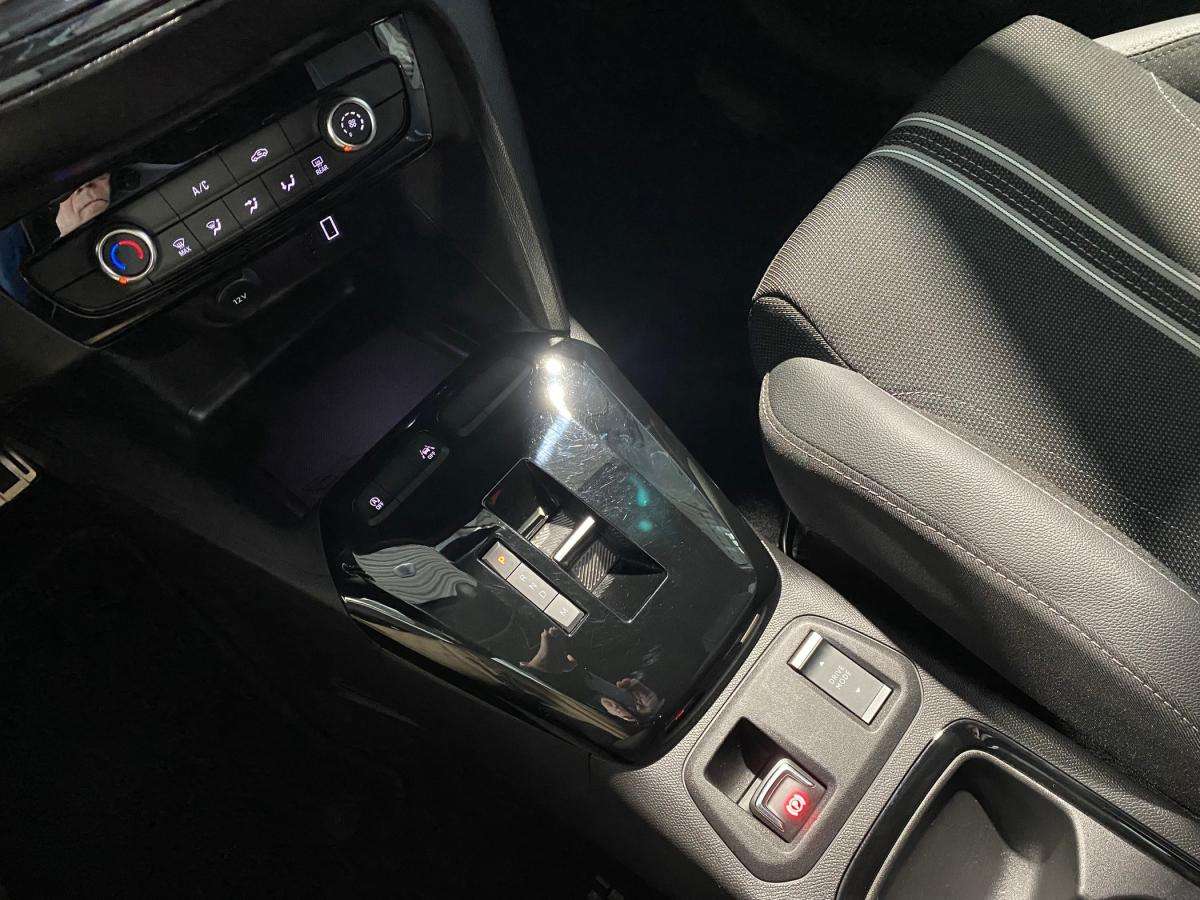 opel-corsa-2025-gasolina-1199cc
