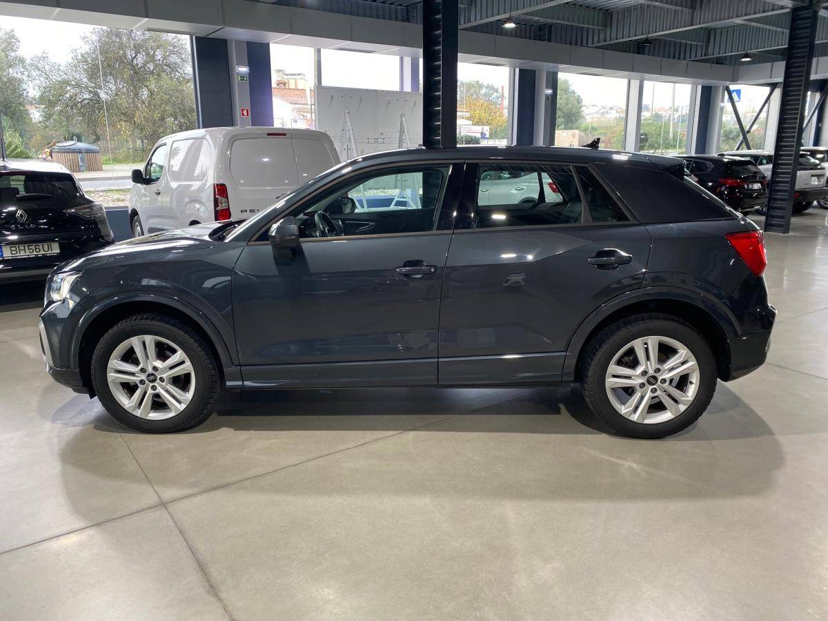 audi-q2-2025-gasolina-999cc