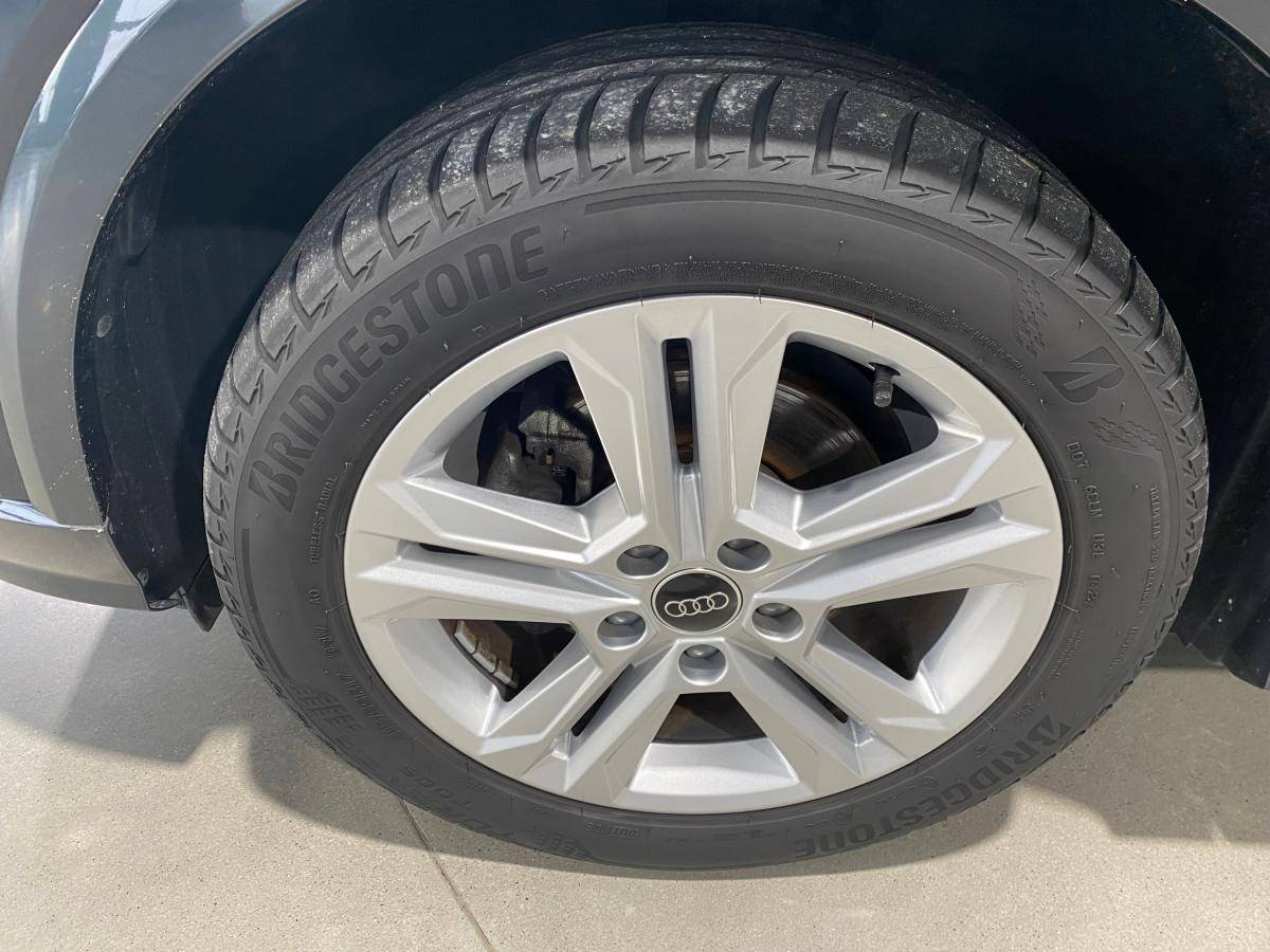 audi-q2-2025-gasolina-999cc