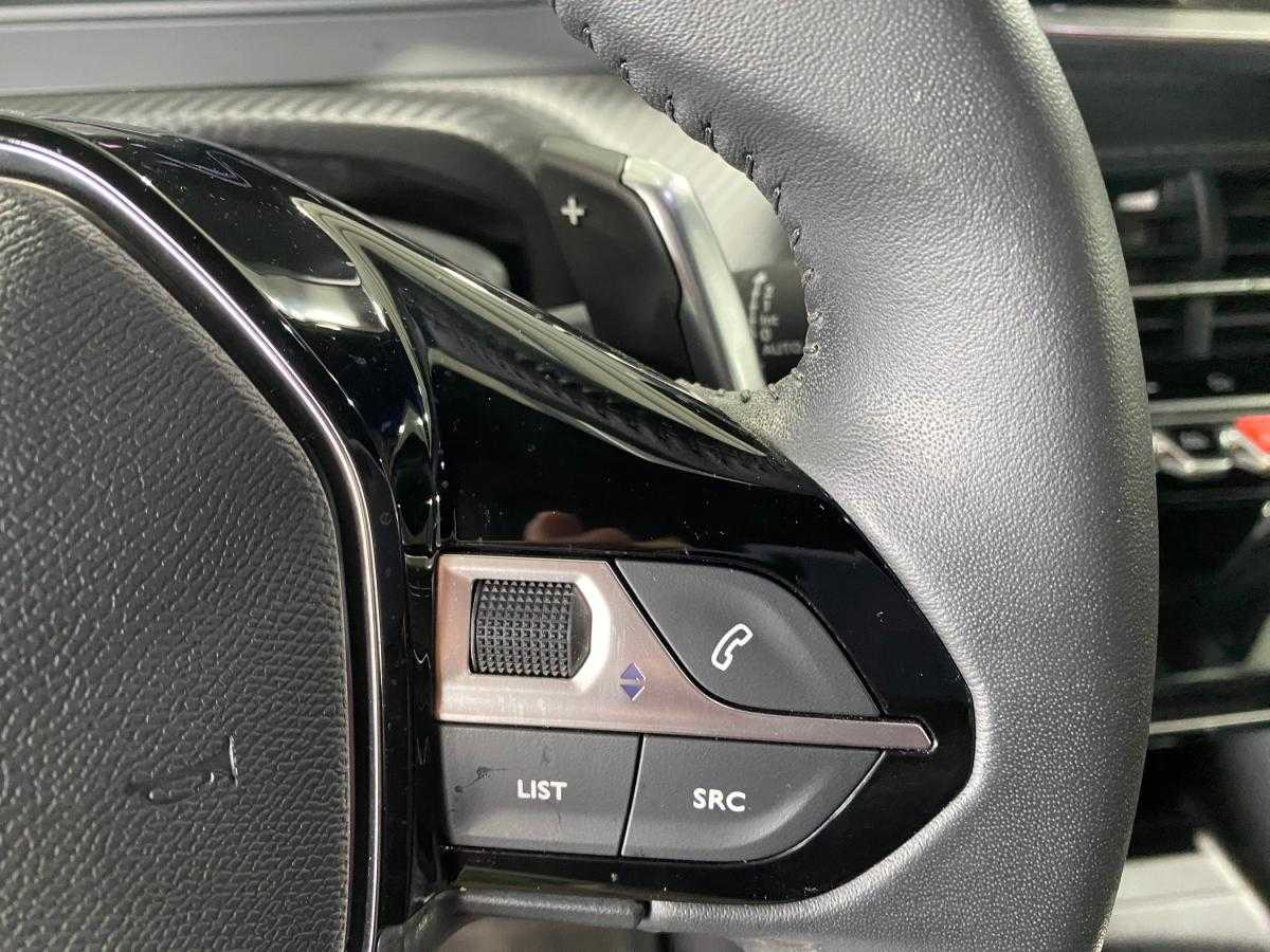 peugeot-2008-2024-gasolina-1199cc