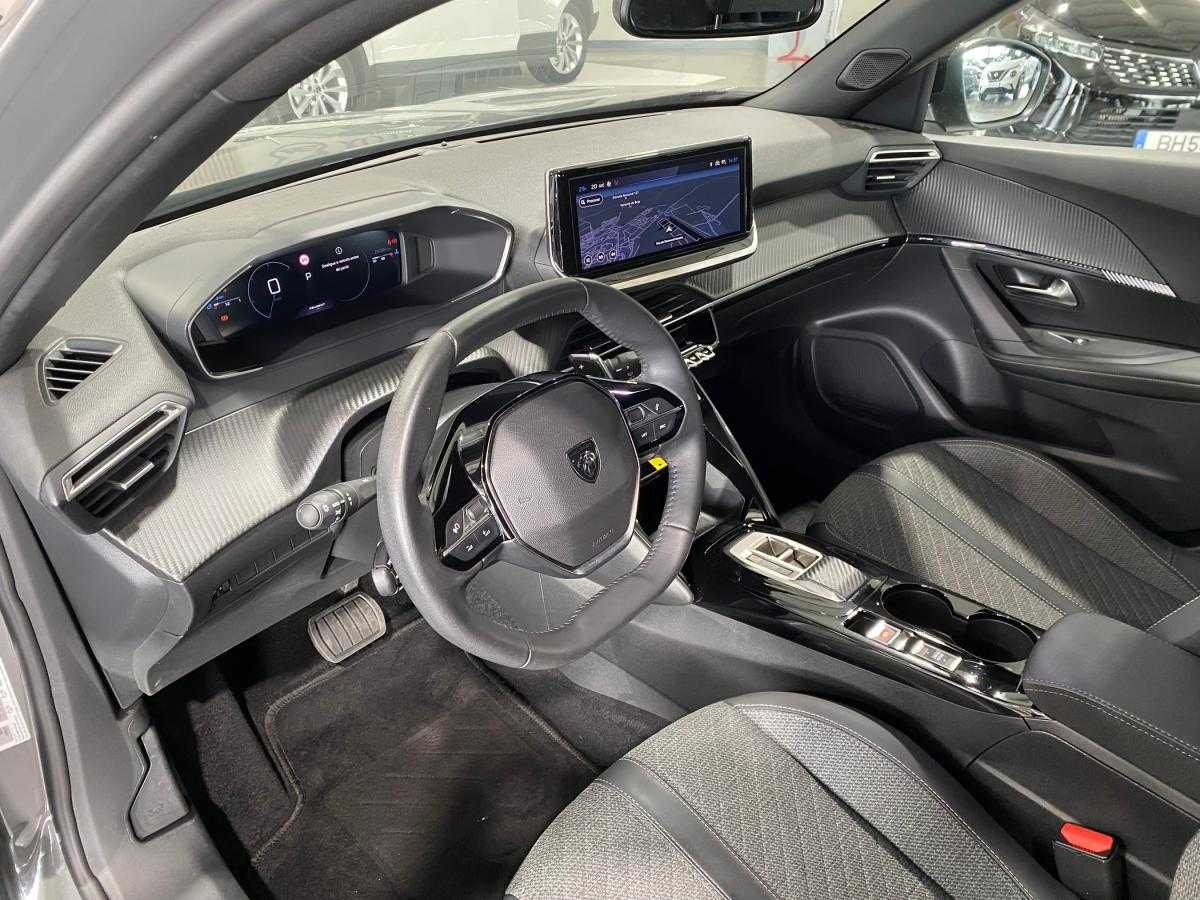 peugeot-2008-2024-gasolina-1199cc