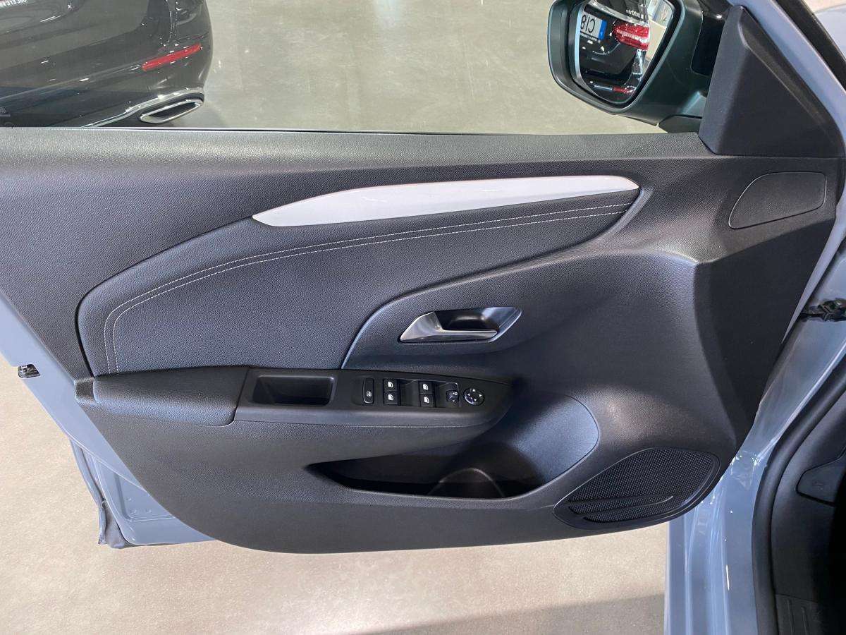 opel-corsa-2025-gasolina-1199cc
