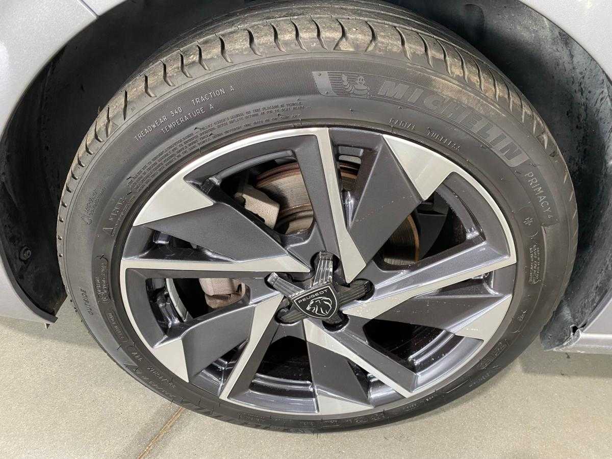 peugeot-308-2024-gasolina-1199cc