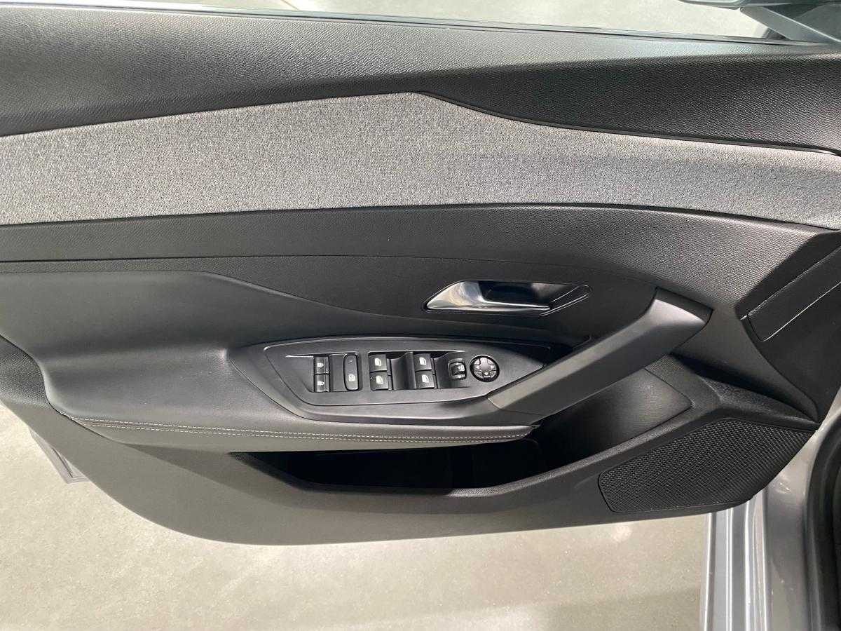 peugeot-308-2024-gasolina-1199cc