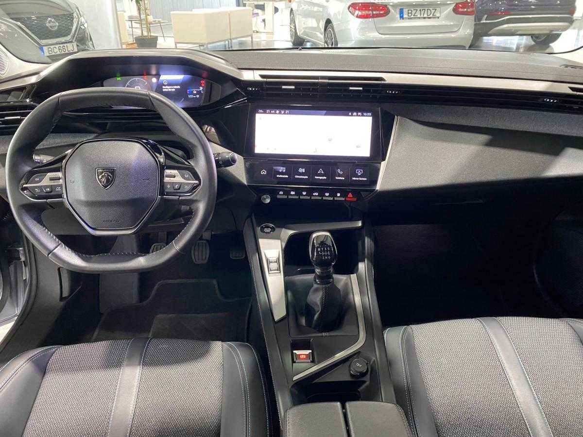 peugeot-308-2024-gasolina-1199cc