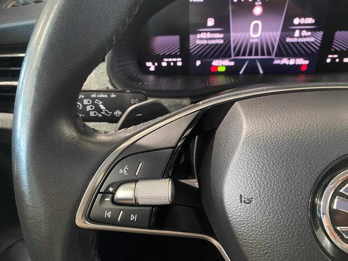 skoda-kamiq-2024-gasolina-999cc