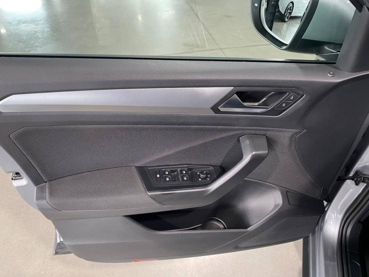 volkswagen-t-roc-2025-gasolina-999cc