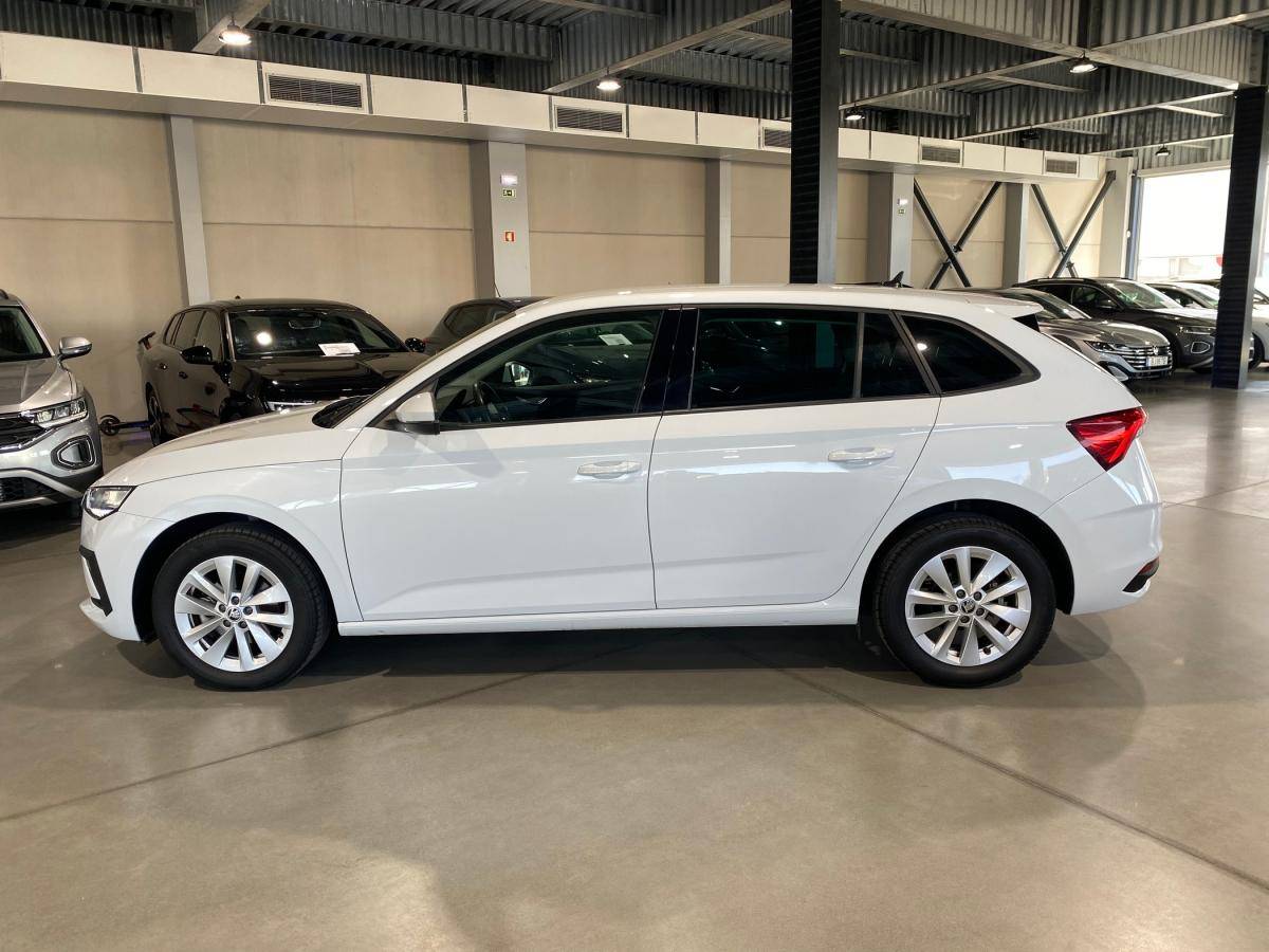 skoda-scala-2024-gasolina-999cc