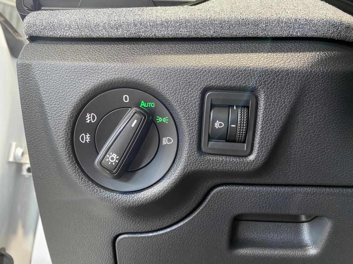 skoda-scala-2024-gasolina-999cc