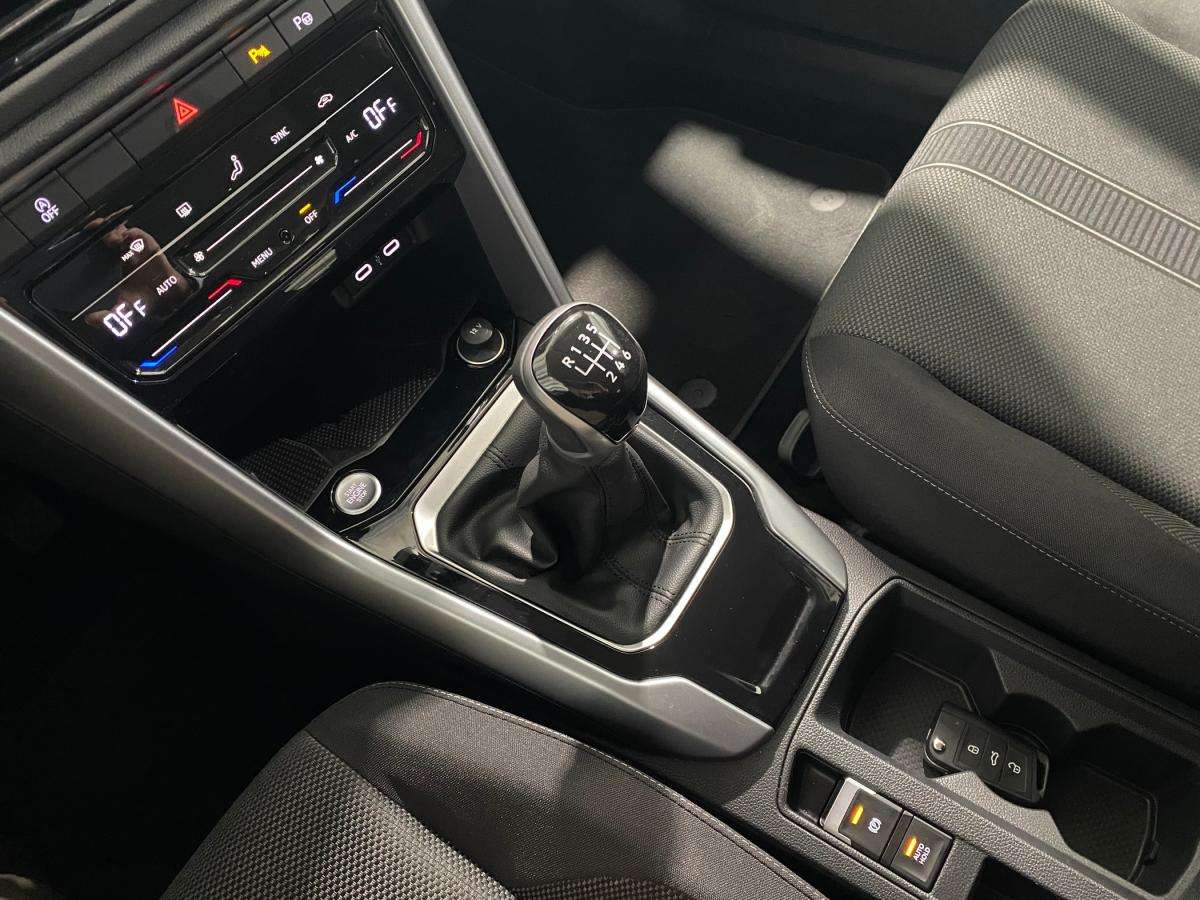 volkswagen-t-roc-2025-gasolina-999cc